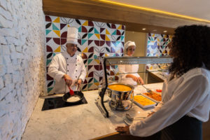 The “chef service” at the Star Alliance lounge in Rio allows customers to order a selection of fresh made meals.