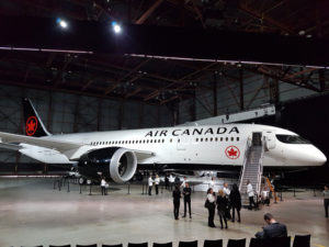 air-canada-787-8-c-ghpq-17grd-yyz-tmklrw