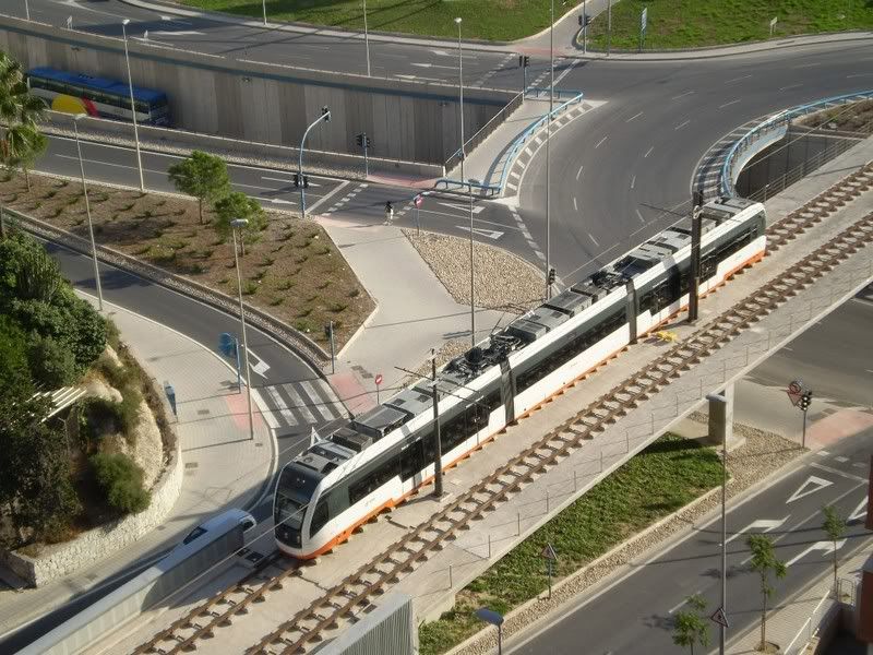 tram.jpg