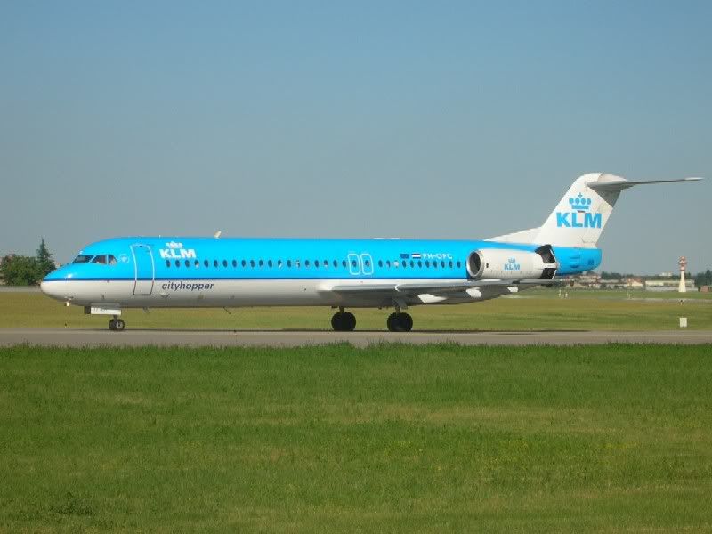 klm800.jpg