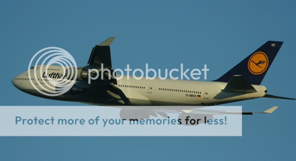027-LUFTHANSA-D-ABVZ-B7444.jpg
