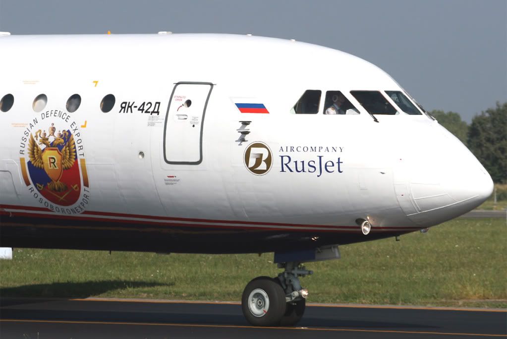 RUSJETRA42411.jpg