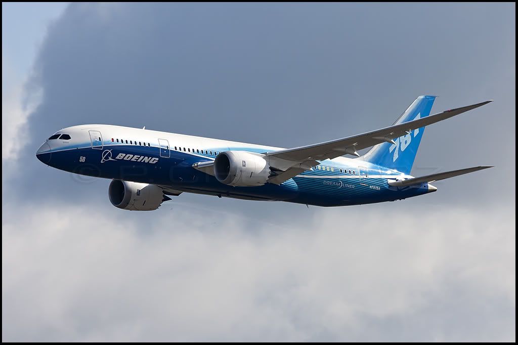 Dreamliner1024f.jpg