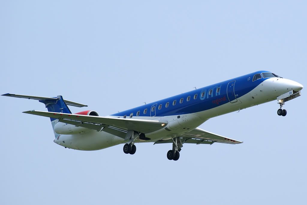 Embraer-ERJ-135-BMIMAN.jpg
