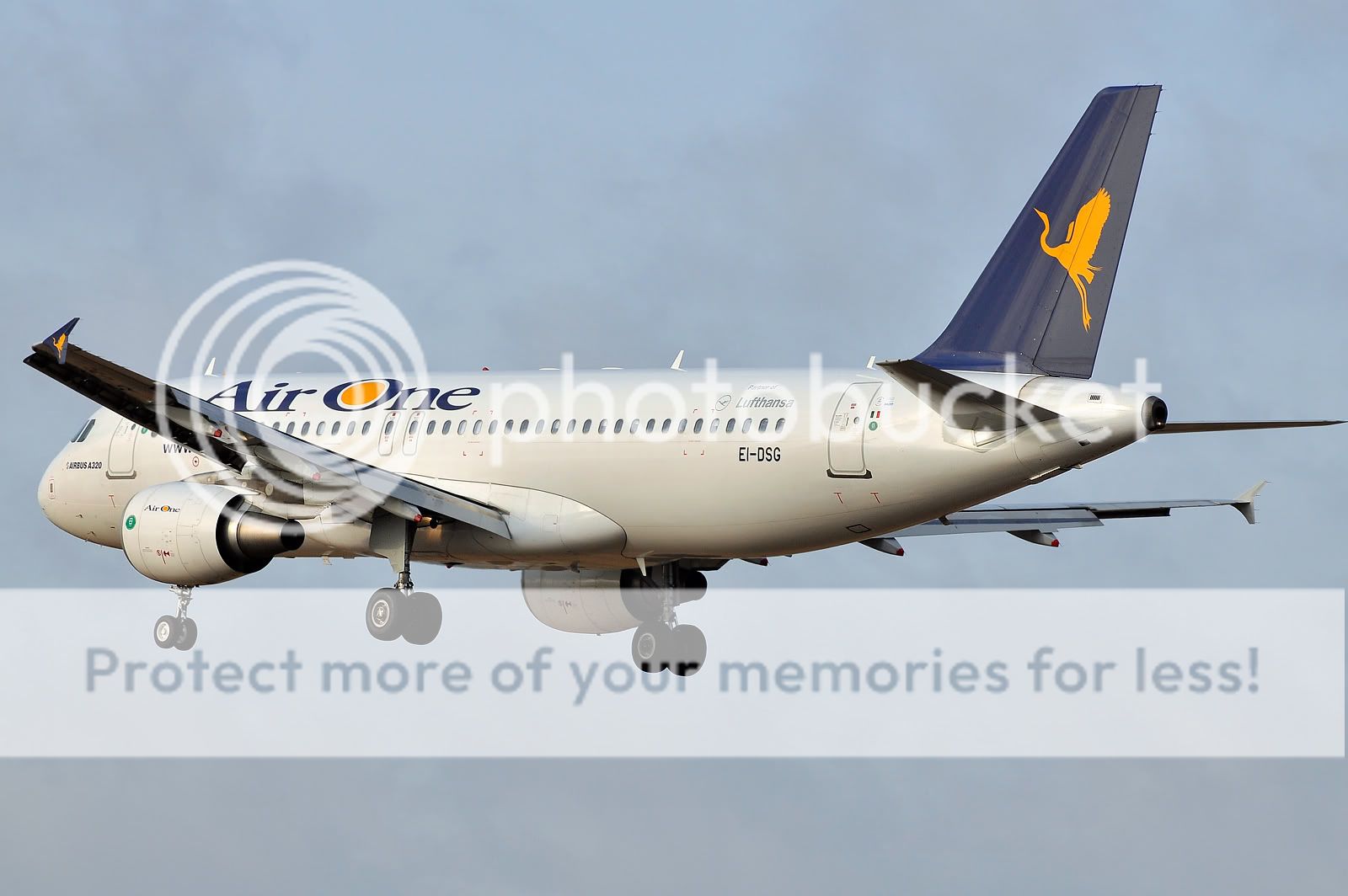 A320AirOne.jpg