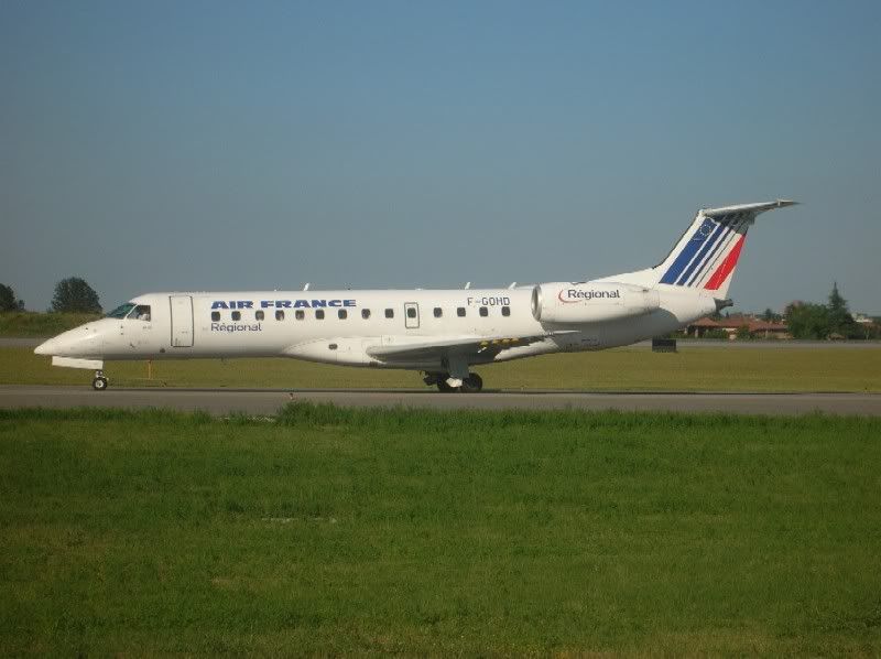 embafr800.jpg