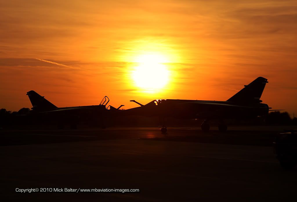 MBAviationImagesReimsSunsetMirageZehnFr.jpg
