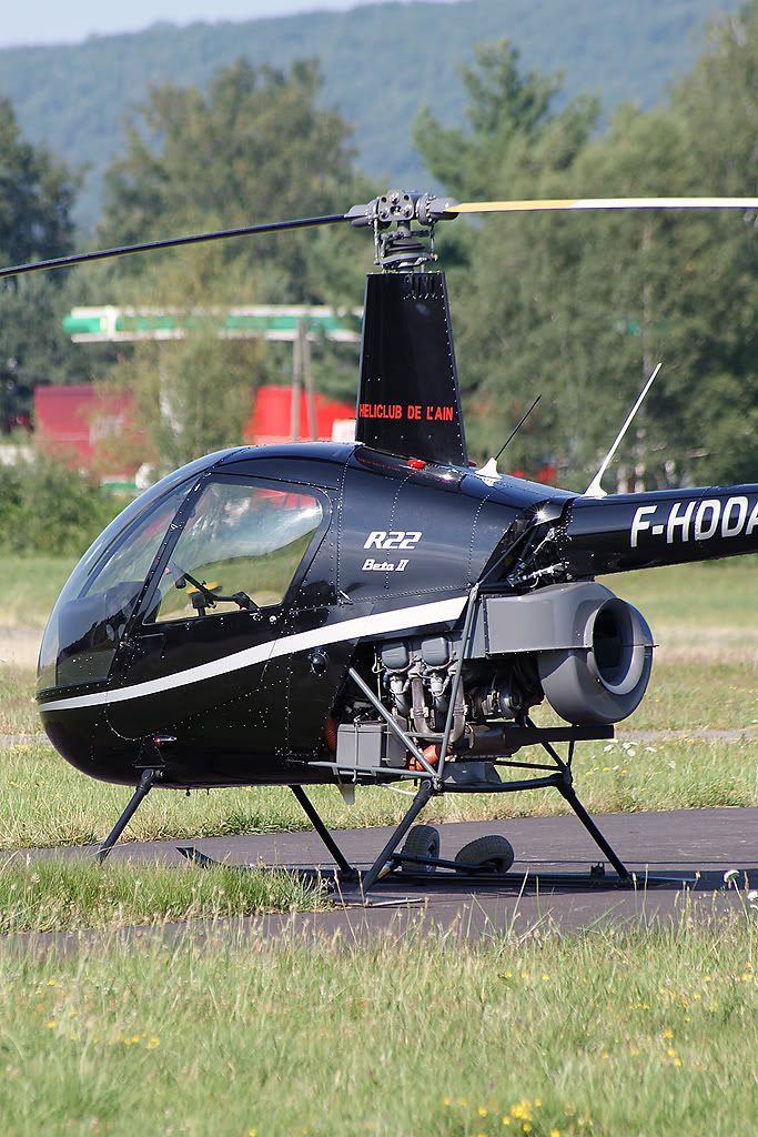 Robinson-R22bourg-en-Bresse-1024.jpg