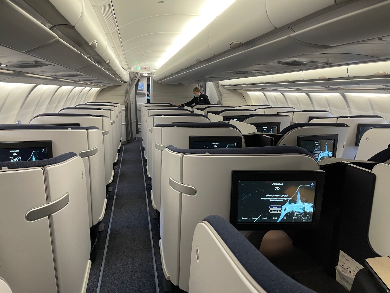 New-Finnair-Business-Class-Seat-4.jpeg