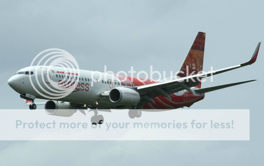 021-AIRINDIAEXPRESS-VT-AXM-B7381.jpg