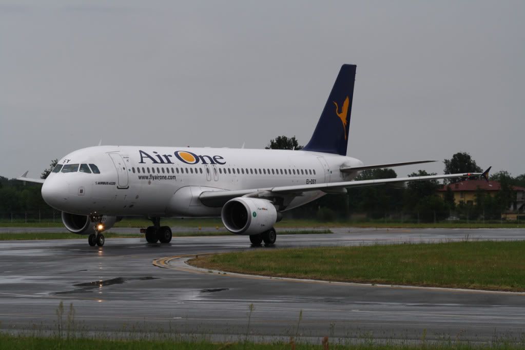 A320AirOnecopy-1.jpg