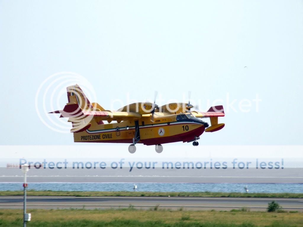 Canadair.jpg