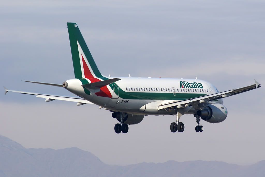 Airbus-A319-Alitalia-IITRN.jpg