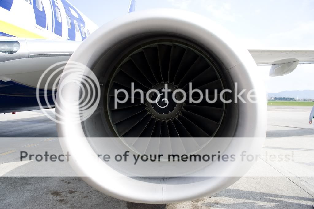 EI-EHTRYANAIRBGY.jpg