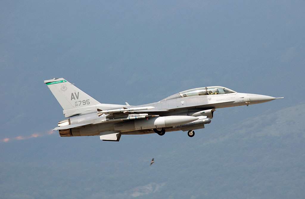 f16_toff5.jpg