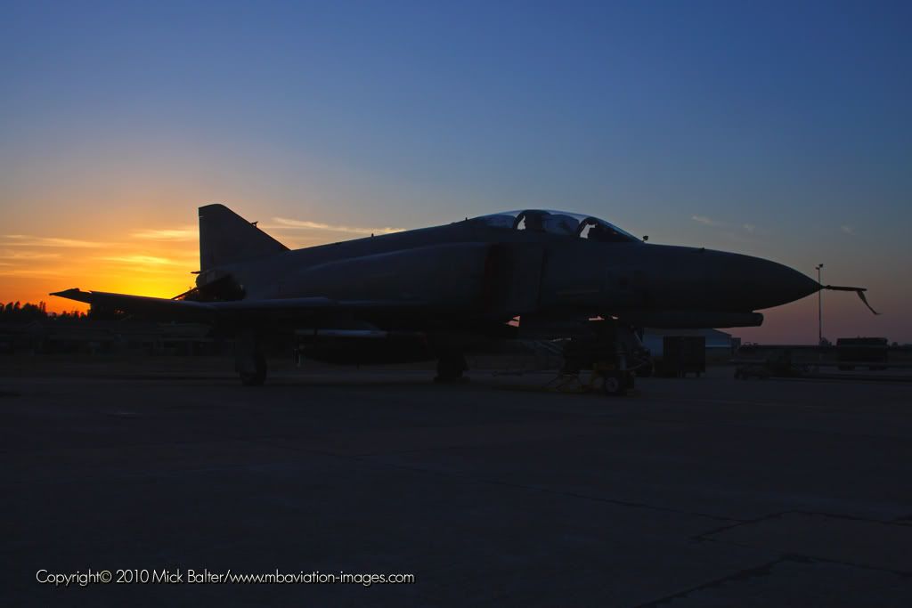 MBAviationImagesDeciFVierSunsetFr.jpg