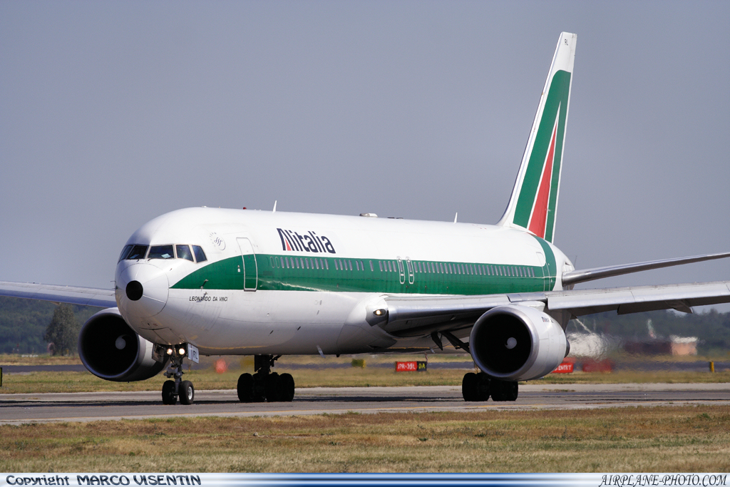 MXP-Alitalia-Boeing-767-343ER-0009.jpg