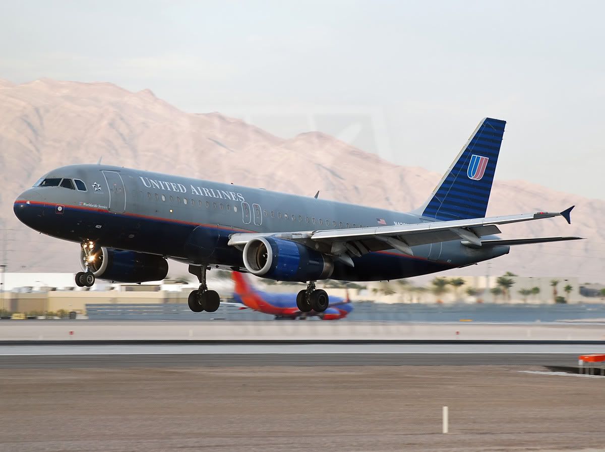 N429UA.jpg