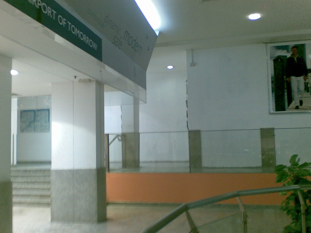 3447479656_41daec027d_b.jpg