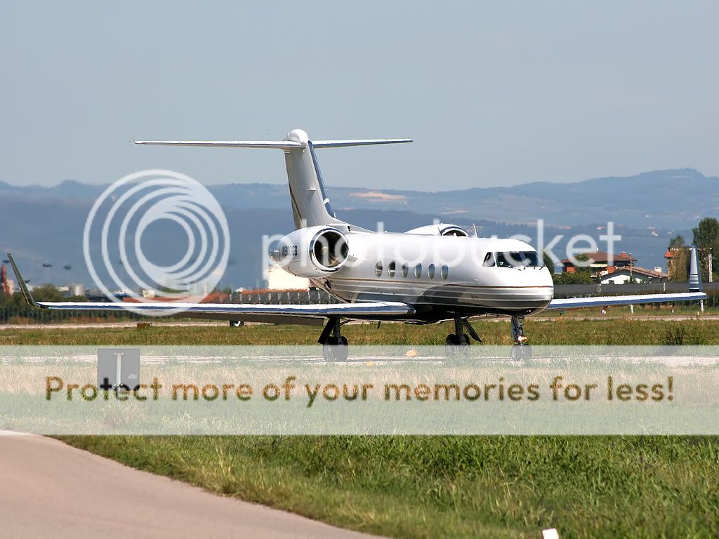 n900gbtaxi.jpg