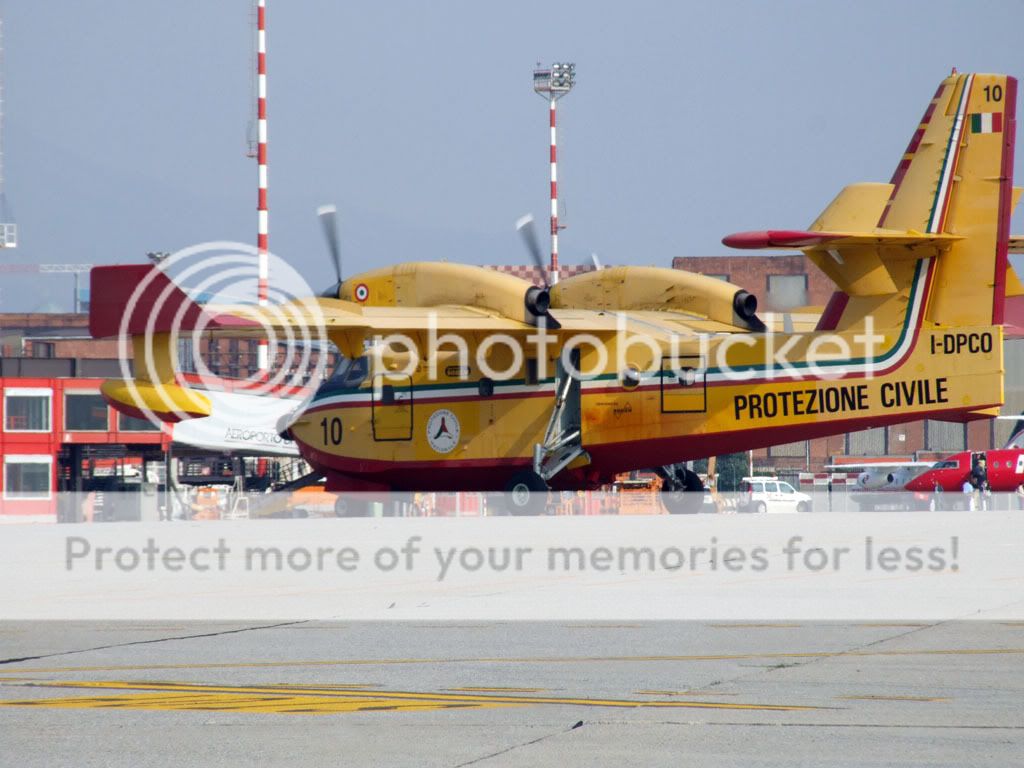 Canadair2.jpg