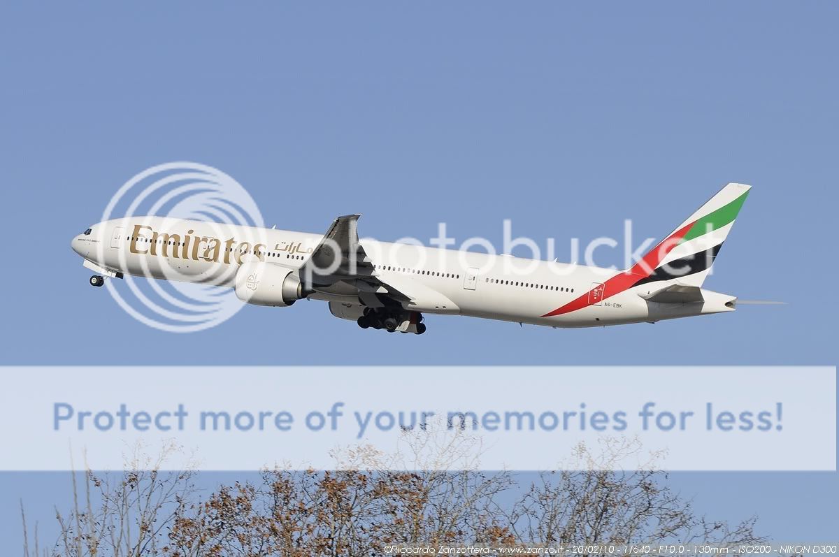 Emirates_A6-EBK_B777_BSC61101_20022.jpg