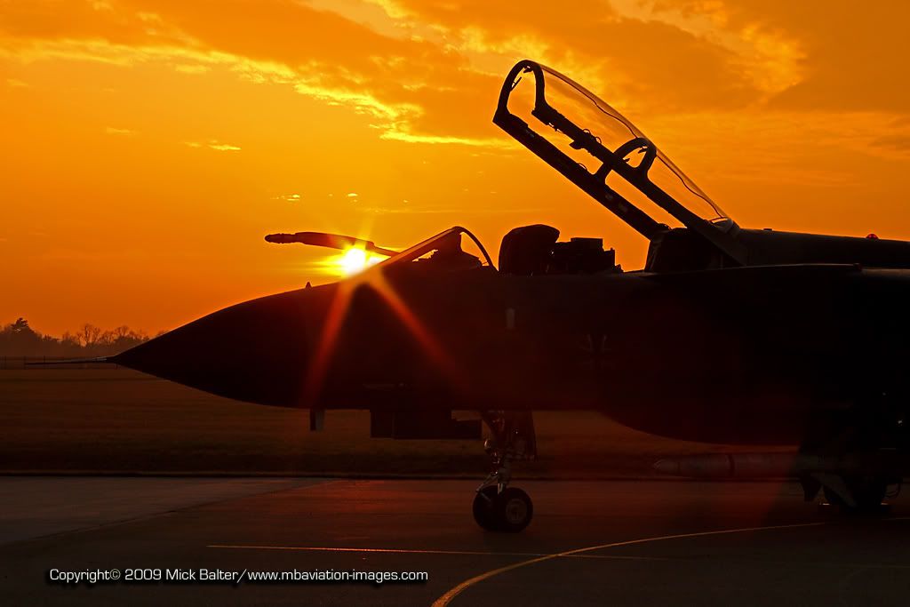 MBAviationImagesLechfeldPanaviaT-15.jpg