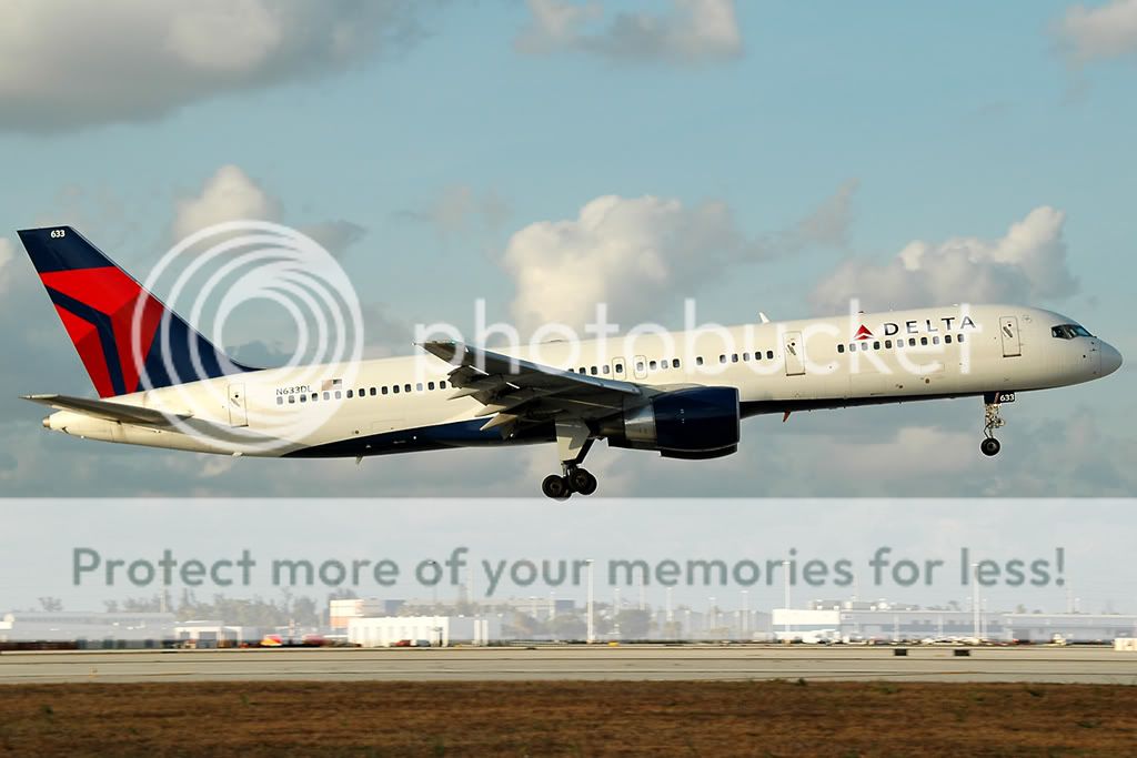 N633DL.jpg