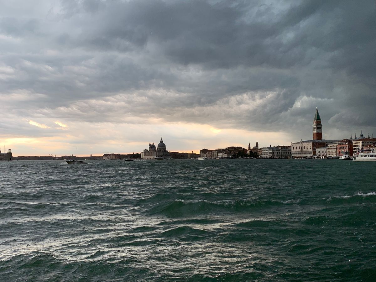 VE2019_0004.jpg