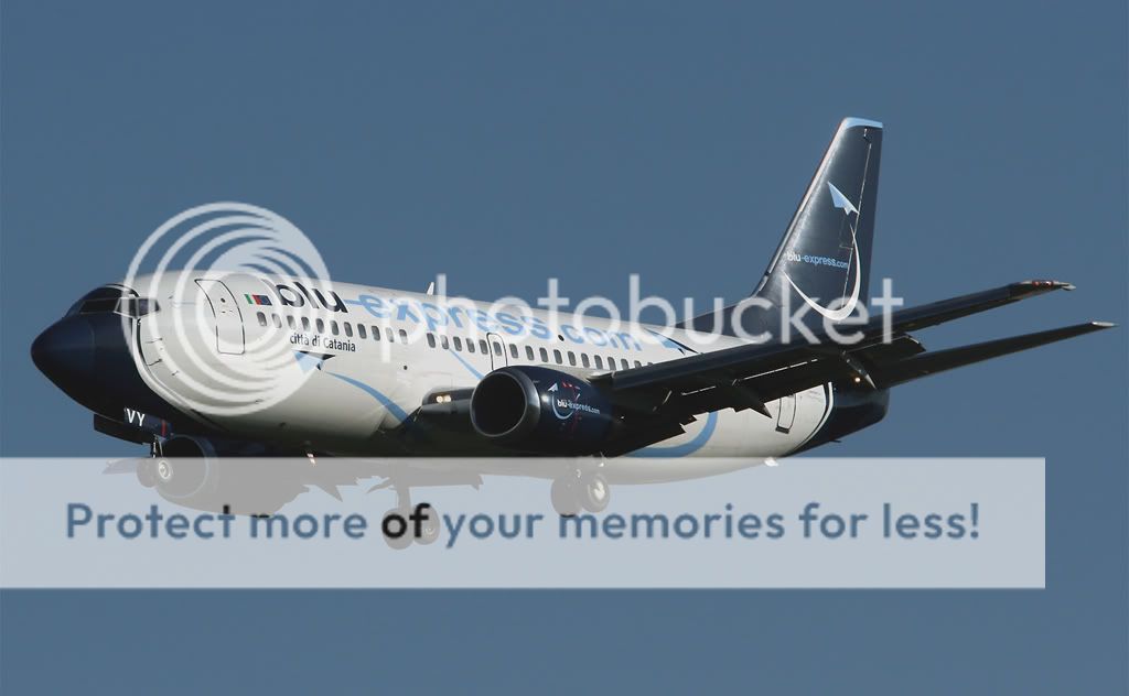 002-BLU-EXPRESS-EI-DVY-B733.jpg