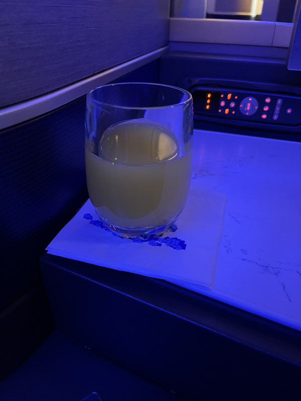 DD100-AC0-4-C23-4-B71-86-D6-7-CB999-B87-E89.jpg