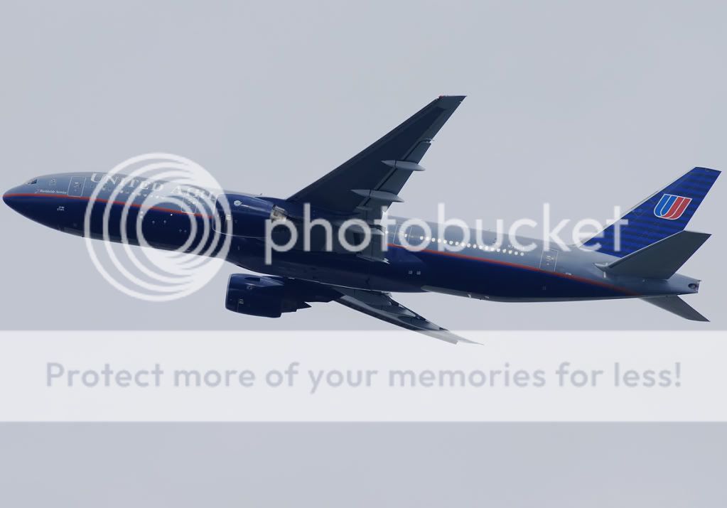 N796UA2.jpg