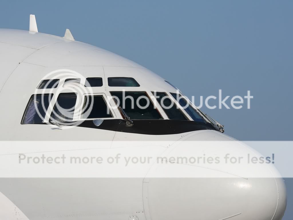 RA-86468_14.jpg