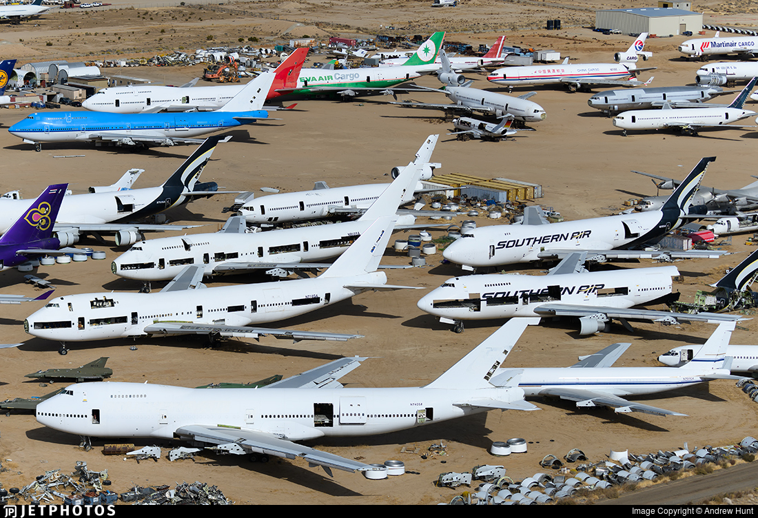 www.jetphotos.com