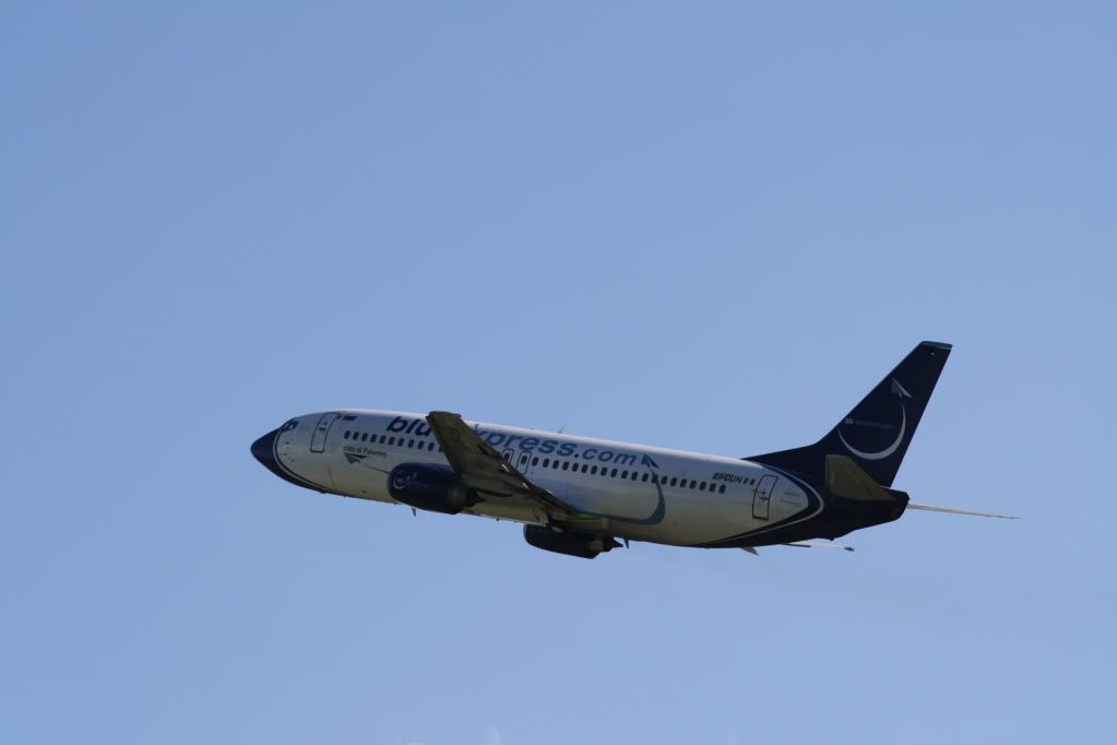 737BluePanorama.jpg