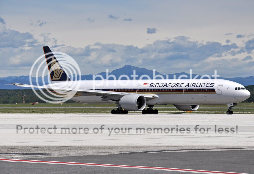 B777Singapore.jpg