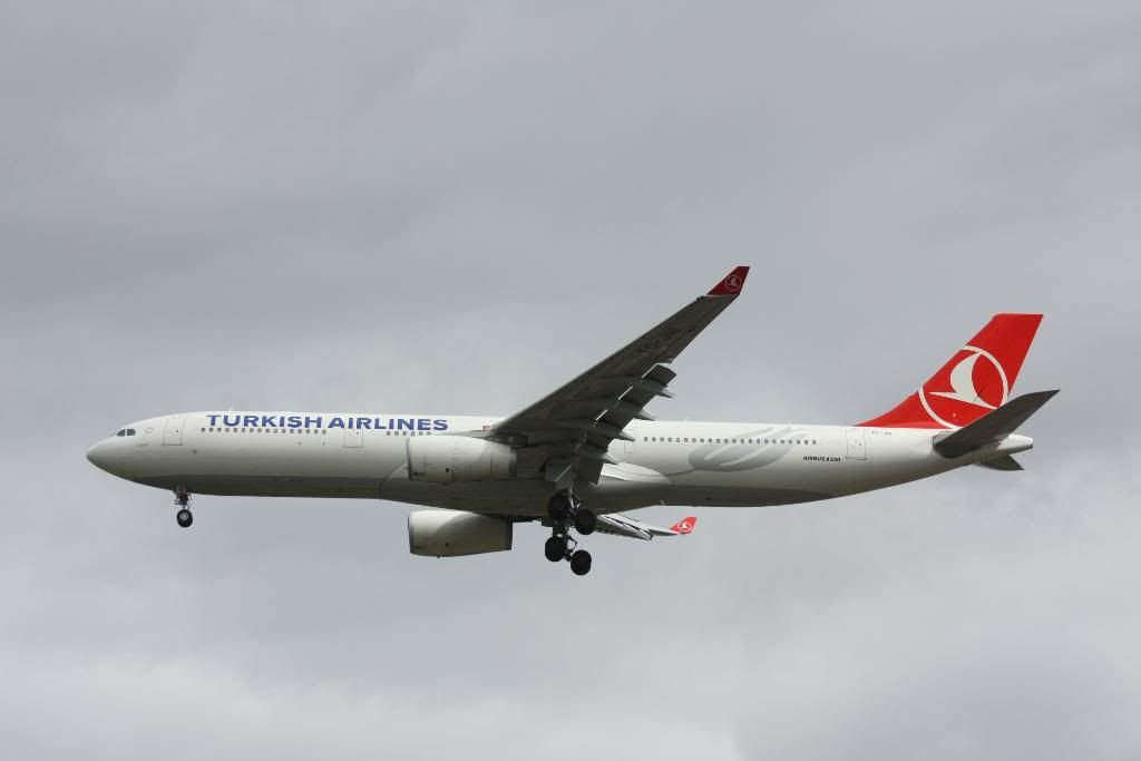 LondraHeathrow-LHR-07e08-06-2011259.jpg