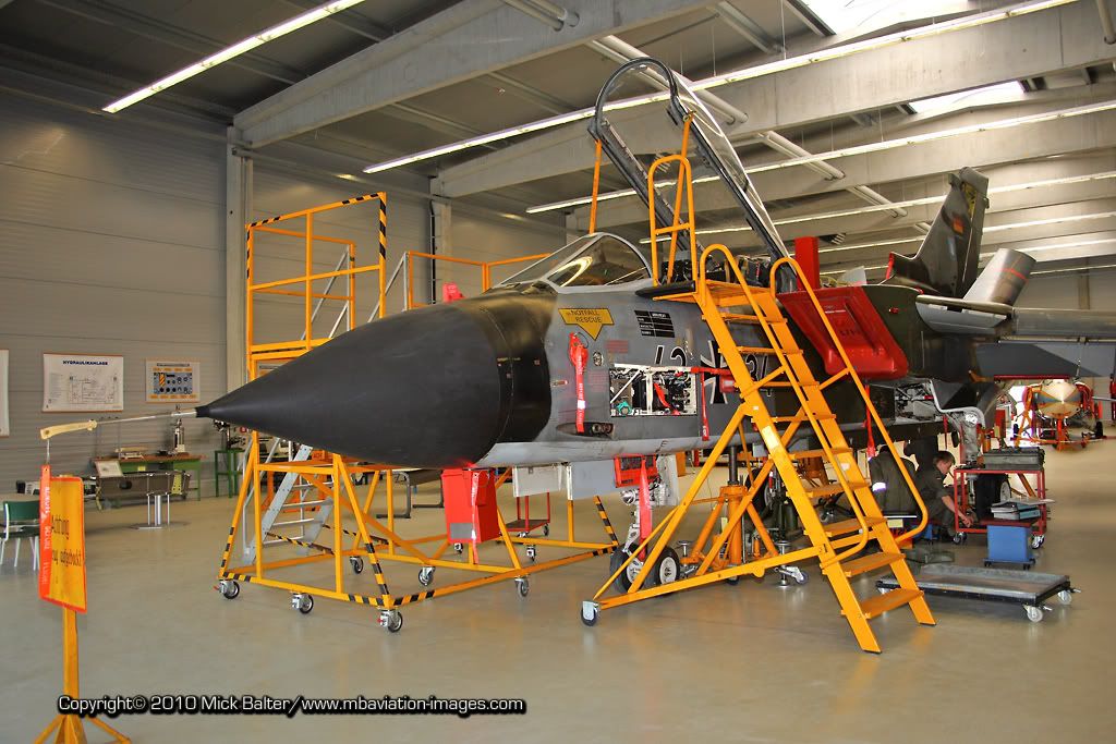 MBAviationImagesKaufbeurenTornad-3.jpg