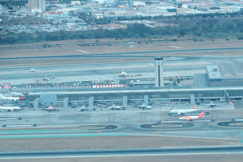 48728740767_24d00bb954_b.jpg