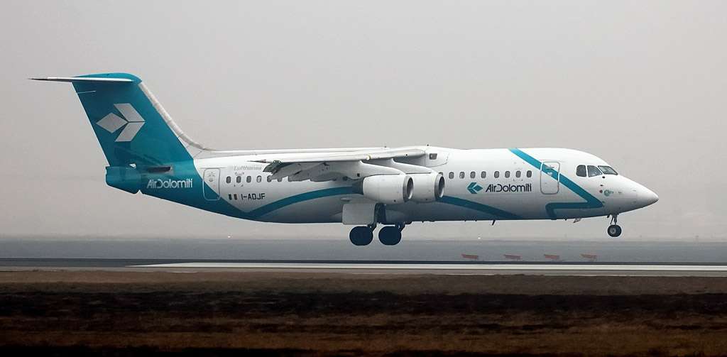 rj85adol.jpg