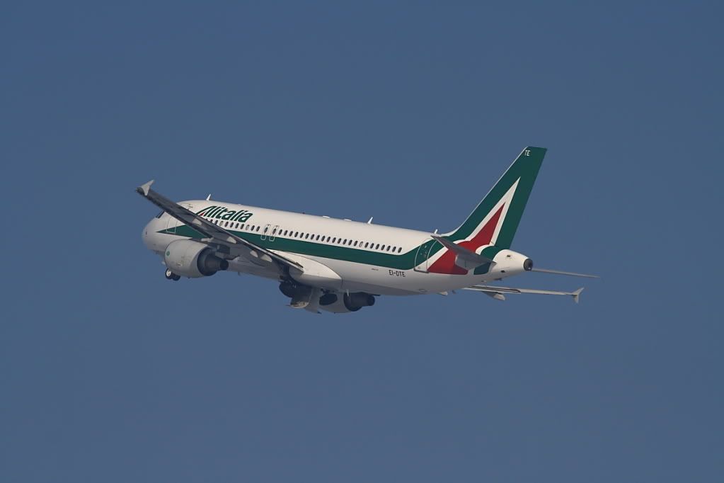 A320Alitalia-4.jpg