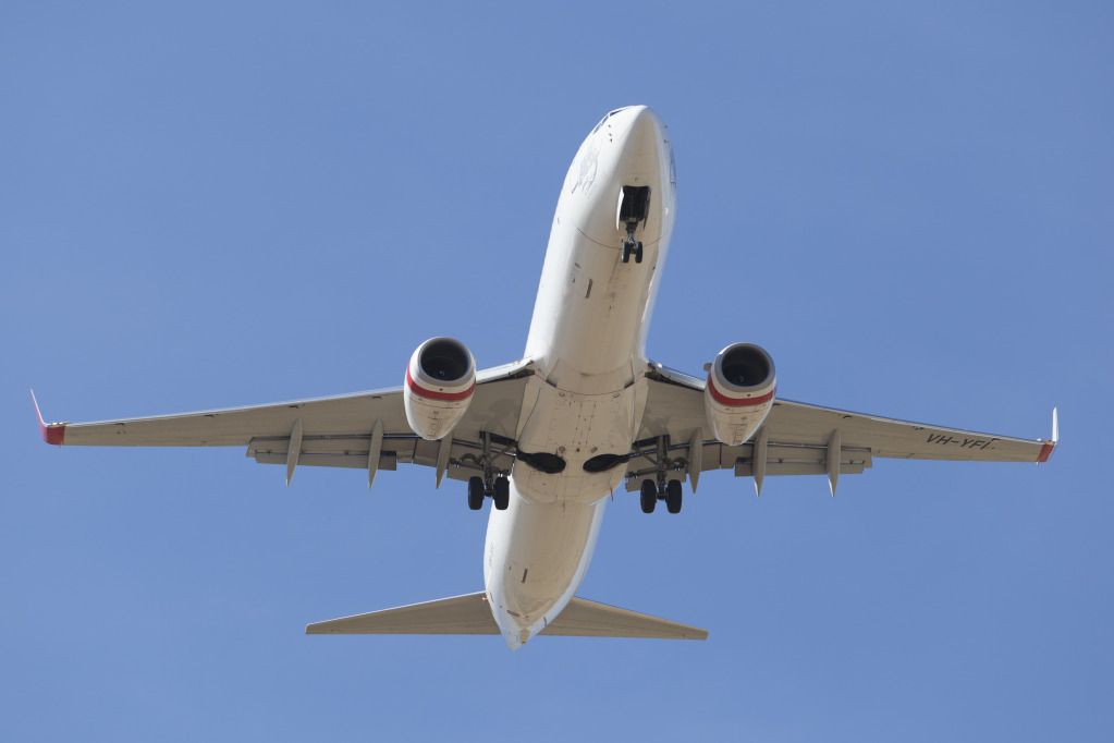 VIRGIN737-8FEVH-YFI.jpg