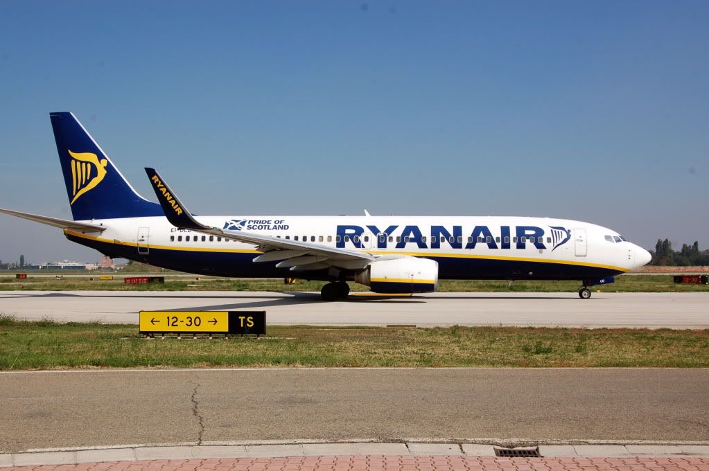 ryanair.jpg