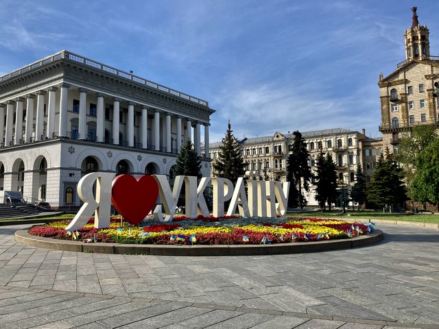 6-D5-E2-AA2-A138-4-E28-8-DCB-140-E5235-A950.jpg
