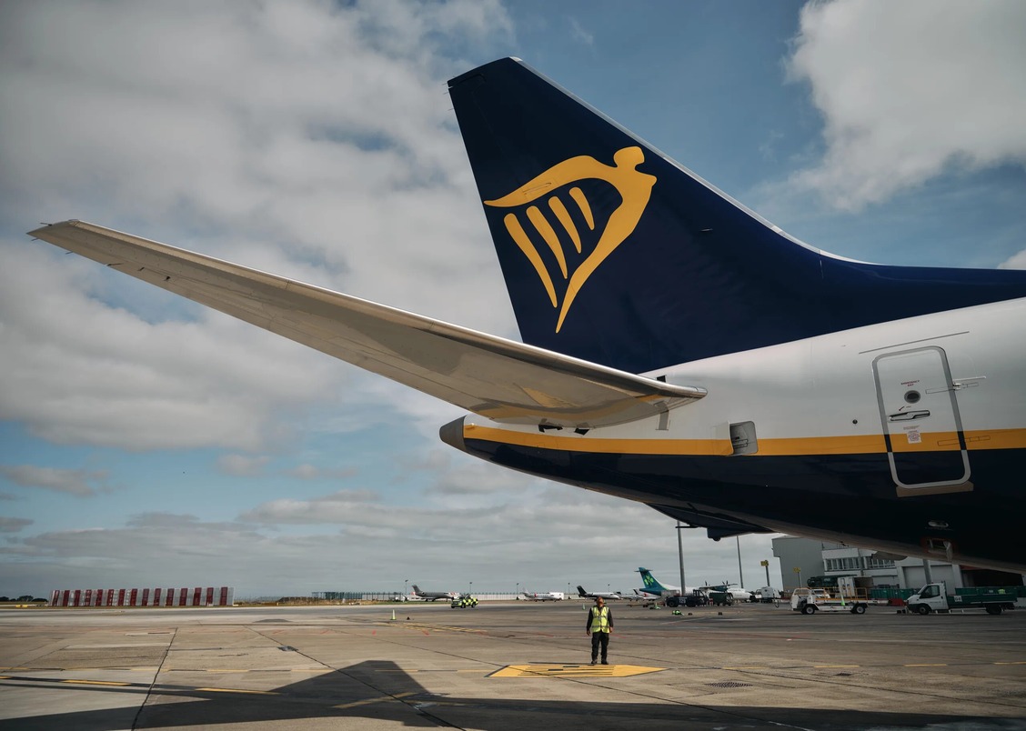 corporate.ryanair.com