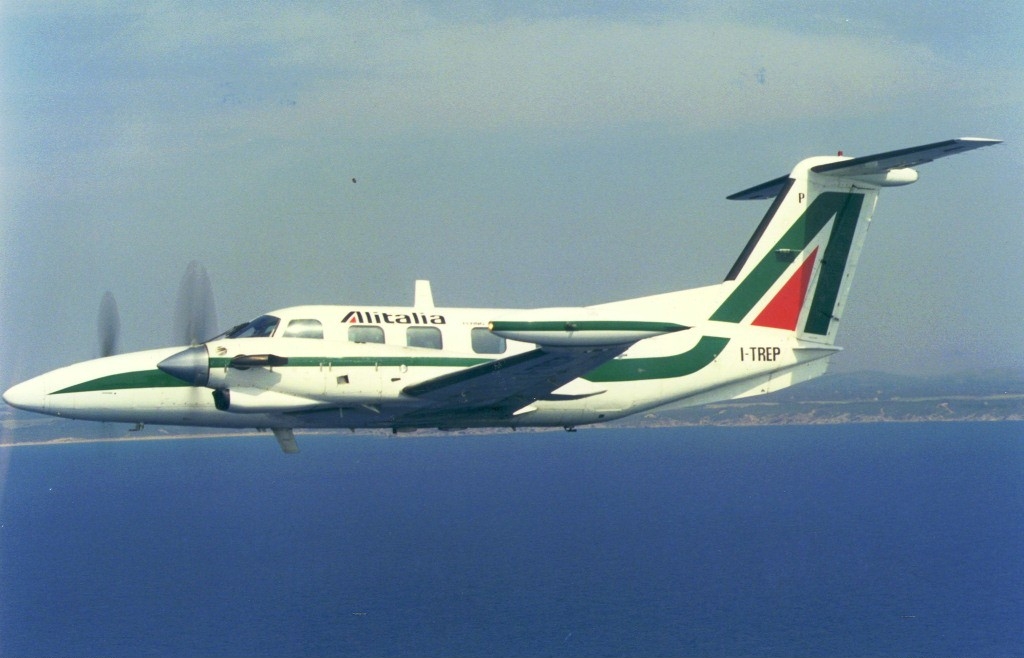 Piper_PA-42_I-TREP_Alitalia.jpg