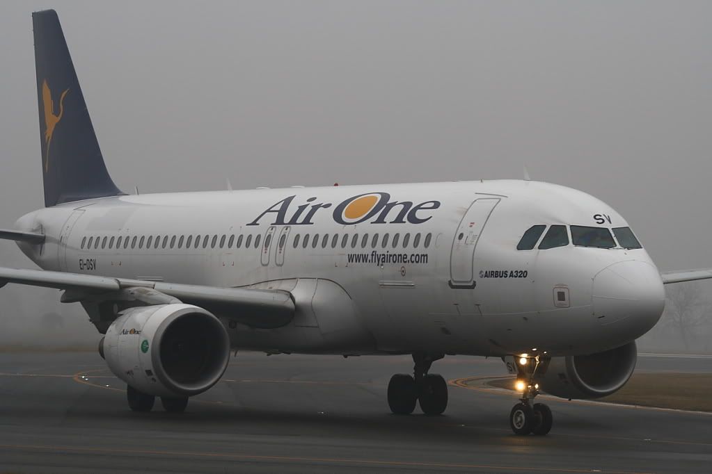 A320AirOne-1.jpg