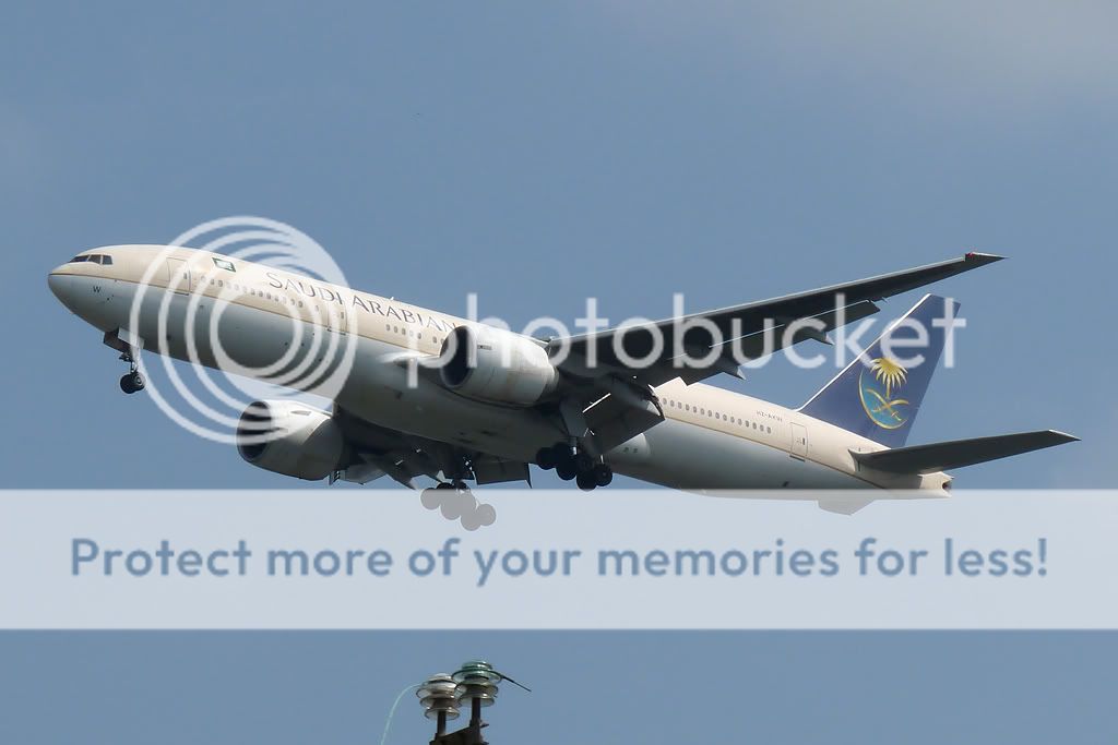 HZ-AKW.jpg