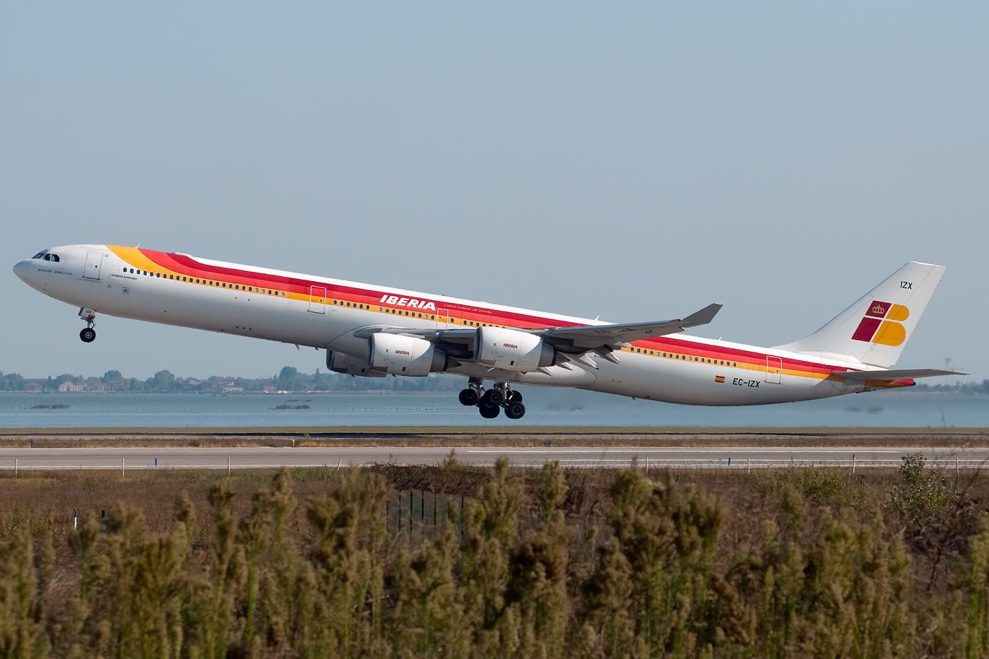 EC-IZX_1_26-09-11_VCE.jpg