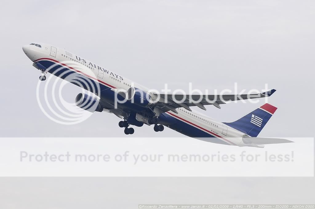 USAirways_N273AY_A330_BSC4278_02012.jpg